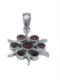Anhänger aus Sterlingsilber mit Granat-Blütencluster
