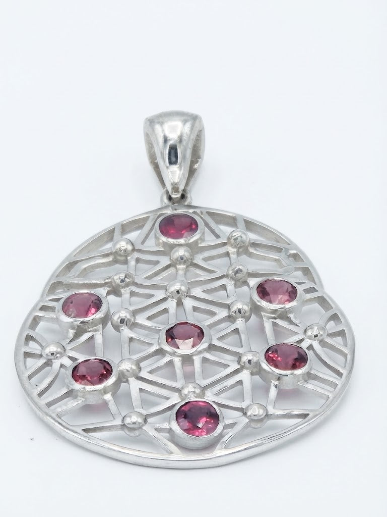 Anhänger „Metatrons Würfel“ aus Sterlingsilber mit Rhodolith-Granat