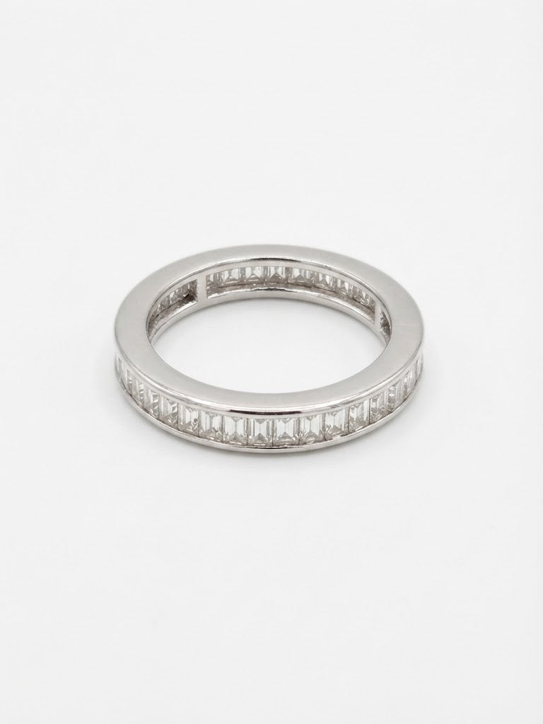 White Gold Diamonds Ring